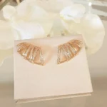 Brinco de linhas O.-5124